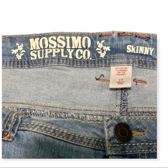 Mossimo Supply Co. Blue Light Wash Stud Pocketed Distressed Skinny Jeans Size 17 - Picture 7 of 8